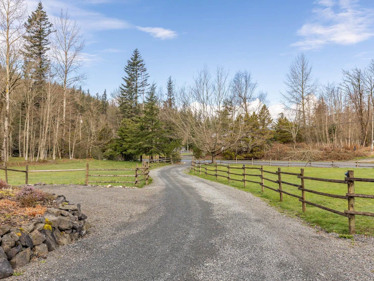 37518 Carlyle Road, Abbotsford, BC, V3G 2L3 - 39