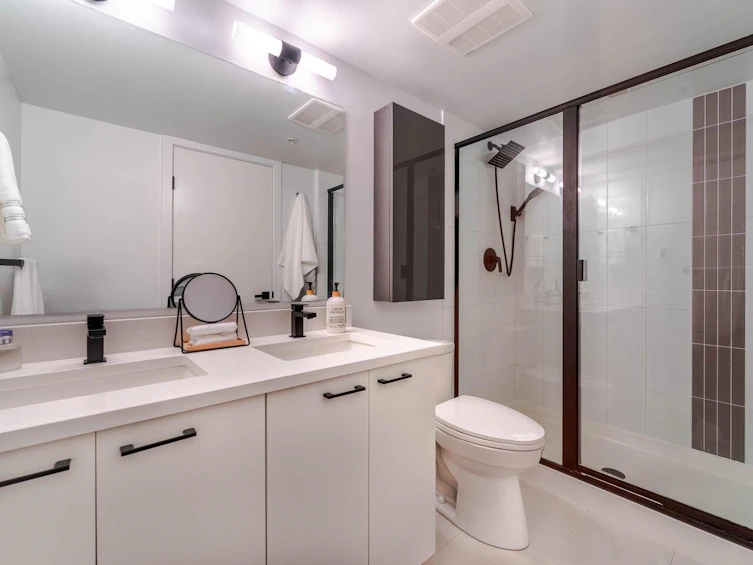 101-2477 Carolina Street, Vancouver, BC, V5T 0G8 - 24