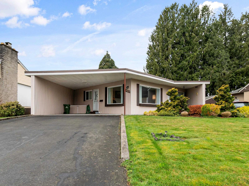 9721 Harrison Street, Chilliwack BC V2P 4E8