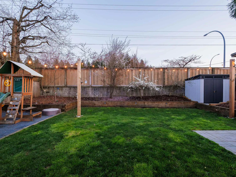 20484 88a Avenue, Langley, BC, V1M 1A1 - 32