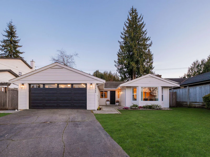 20484 88a Avenue, Langley BC V1M 1A1