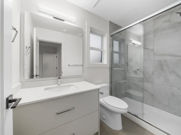 1585 Heathdale Drive, Burnaby, BC, V5B 3N9 - 23