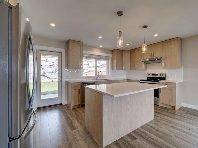 5645 Kingbird Crescent, Sechelt, BC, V7Z 0S4 - 9