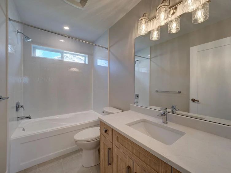 5645 Kingbird Crescent, Sechelt, BC, V7Z 0S4 - 19