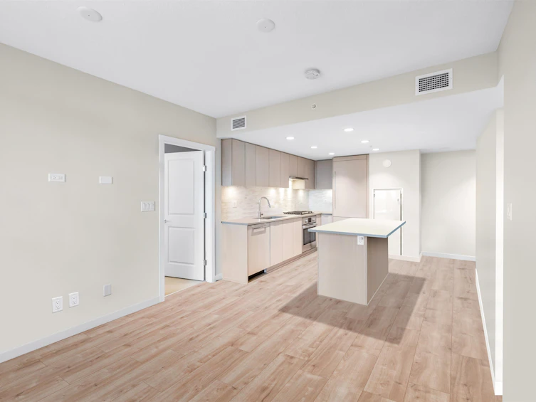 2607-1182 Westwood Street, Coquitlam, BC, V3B 0T9 - 4