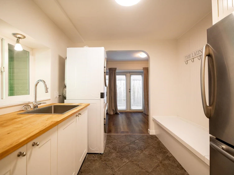 1858 Deep Cove Road, North Vancouver, BC, V7G 1S6 - 16