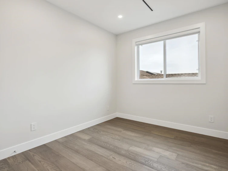 325 E 17th Street, North Vancouver, BC, V7L 2W1 - 32
