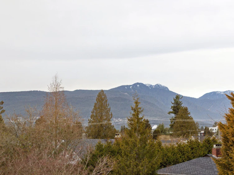 325 E 17th Street, North Vancouver, BC, V7L 2W1 - 24
