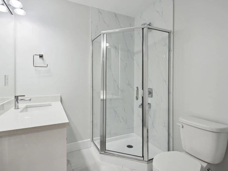 325 E 17th Street, North Vancouver, BC, V7L 2W1 - 35