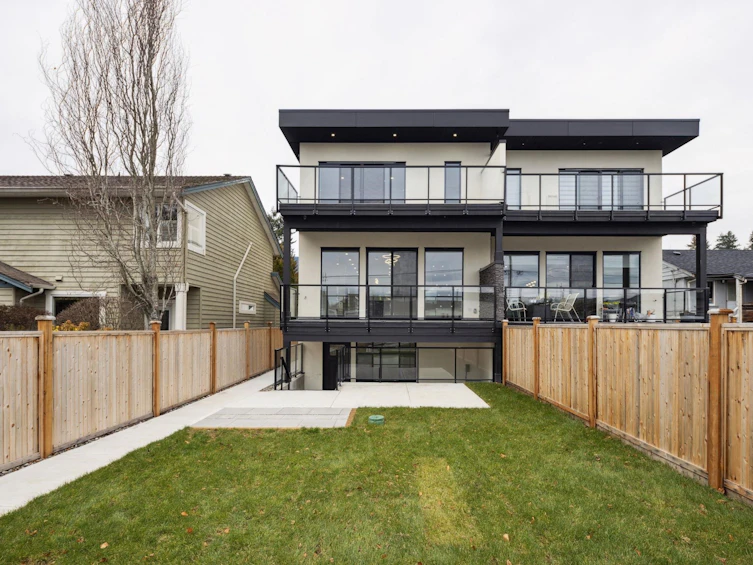 325 E 17th Street, North Vancouver, BC, V7L 2W1 - 39