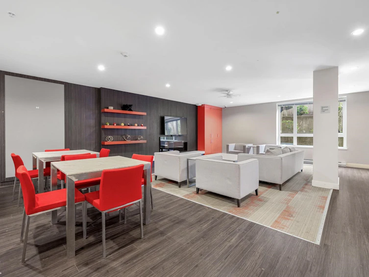 313-13931 Fraser Highway, Surrey, BC, V3T 4E6 - 30