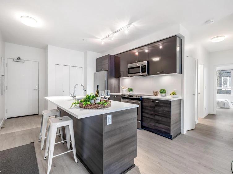 313-13931 Fraser Highway, Surrey, BC, V3T 4E6 - 10