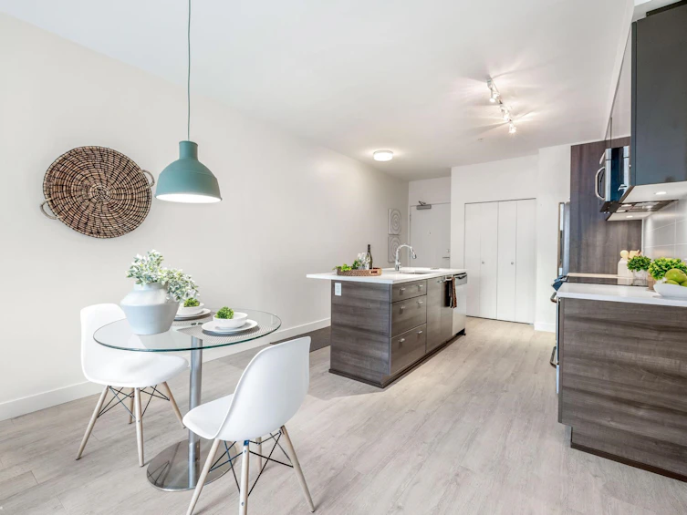 313-13931 Fraser Highway, Surrey, BC, V3T 4E6 - 11