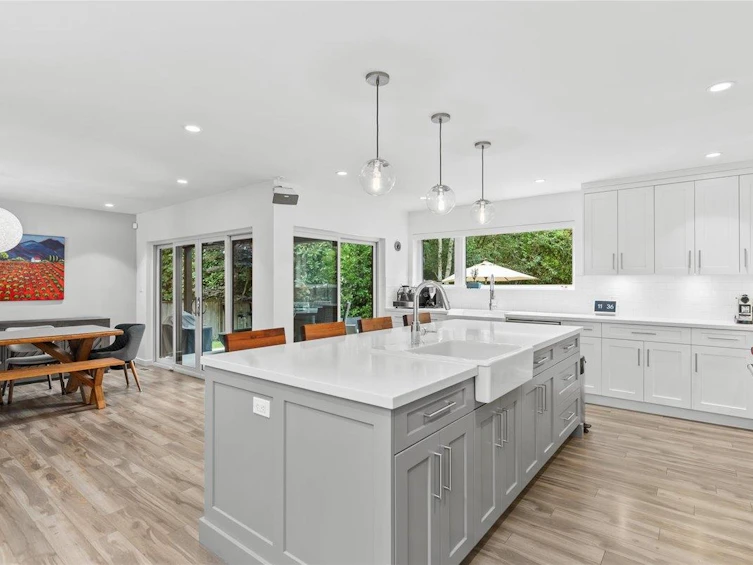 5664 Marine Drive, West Vancouver, BC, V7W 2R6 - 13