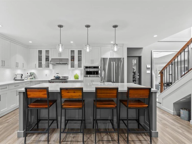 5664 Marine Drive, West Vancouver, BC, V7W 2R6 - 11