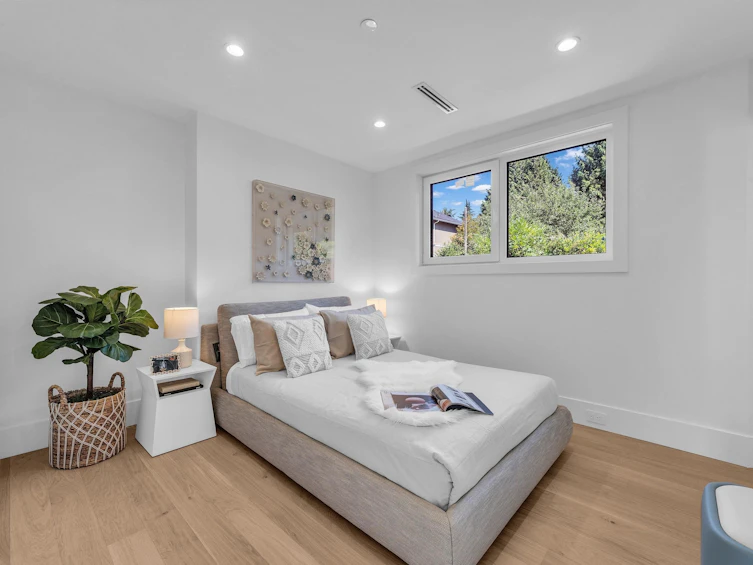 1029 Esplanade Avenue, West Vancouver, BC, V7T 1G2 - 30