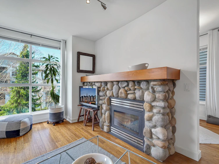 338-5700 Andrews Road, Richmond, BC, V7E 6N7 - 4