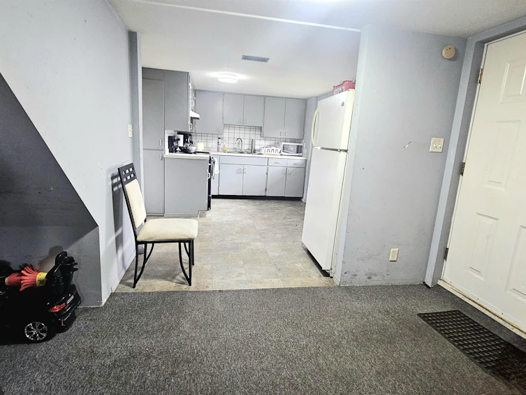13137 106a Avenue, Surrey, BC, V3T 2E4 - 14