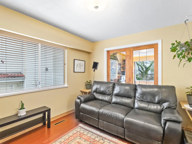 4054 Welwyn Street, Vancouver, BC, V5N 3Z2 - 12