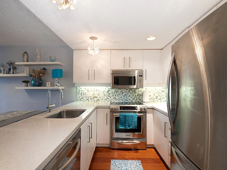 207-1515 W 2nd Avenue, Vancouver, BC, V6J 5C5 - 10