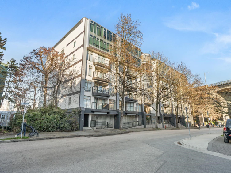 207-1515 W 2nd Avenue, Vancouver, BC, V6J 5C5 - 18