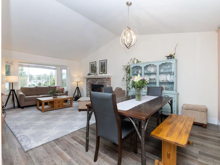 516 Veterans Road, Gibsons, BC, V0N 1V4 - 10