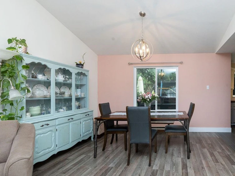 516 Veterans Road, Gibsons, BC, V0N 1V4 - 11