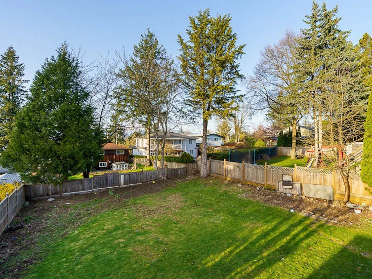 13895 Park Drive, Surrey, BC, V3R 6N5 - 11