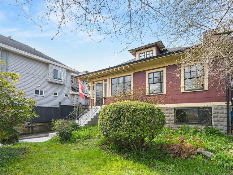 1929 Eighth Avenue, New Westminster, BC, V3M 2T2 - 28