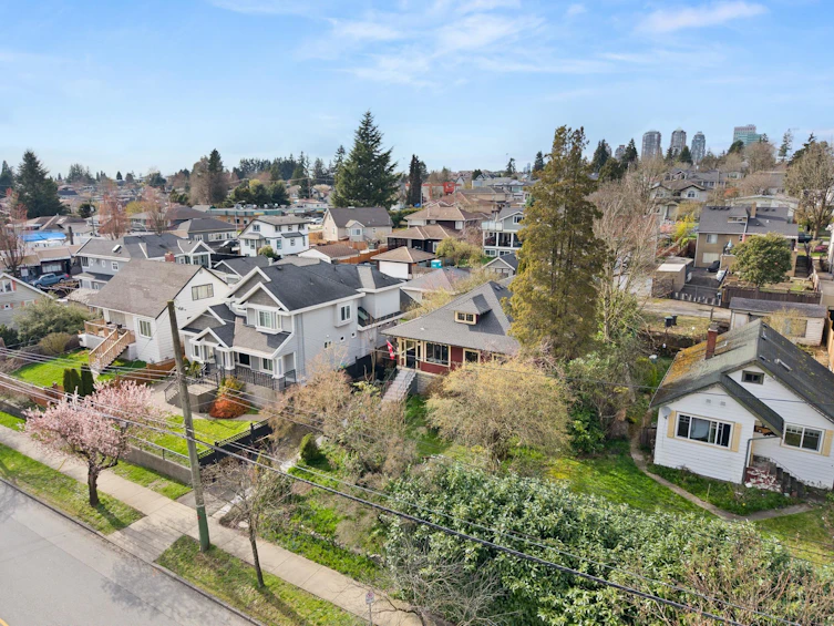 1929 Eighth Avenue, New Westminster, BC, V3M 2T2 - 32