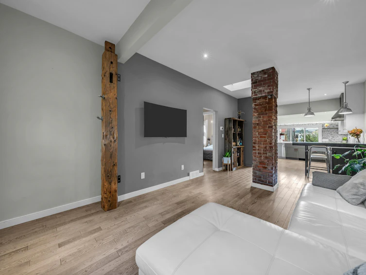 158 E 26th Avenue, Vancouver, BC, V5V 2G9 - 6