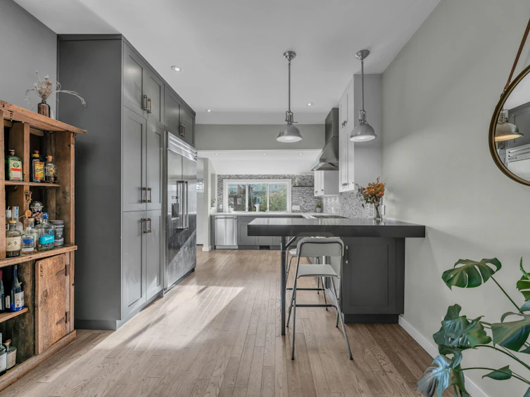 158 E 26th Avenue, Vancouver, BC, V5V 2G9 - 5