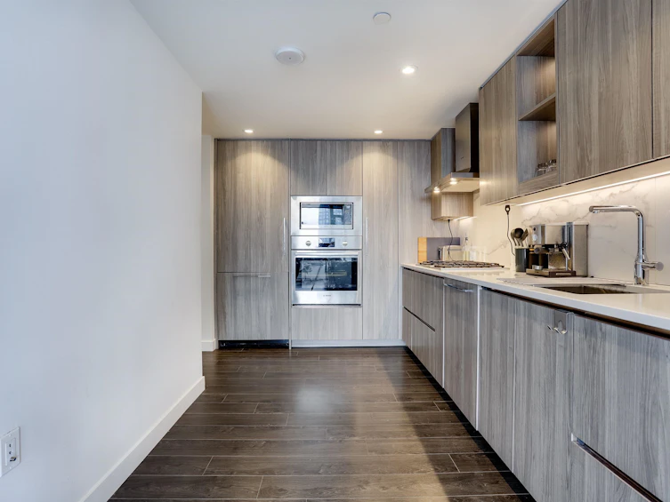 2910-9887 Whalley Boulevard, Surrey, BC, V3T 0P4 - 9