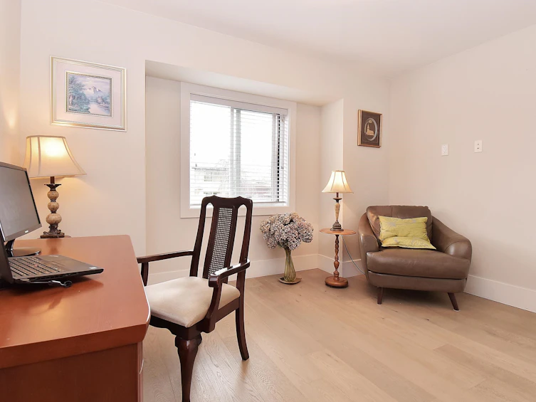 15448 Russell Avenue, Surrey, BC, V4B 2R3 - 20