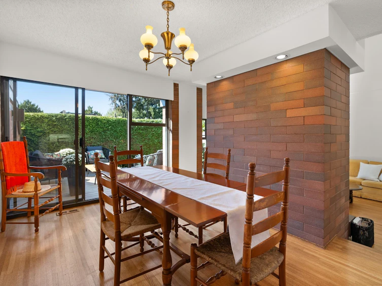 328 Wethersfield Drive, Vancouver, BC, V5X 4N1 - 6