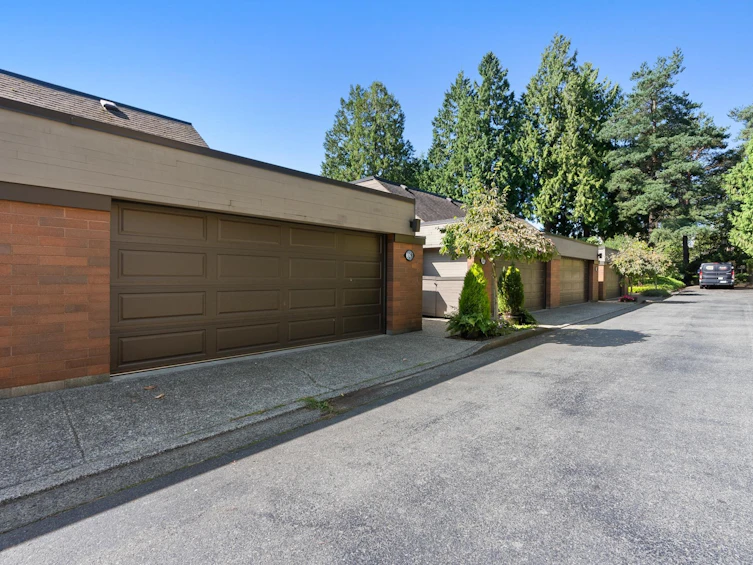 328 Wethersfield Drive, Vancouver, BC, V5X 4N1 - 10