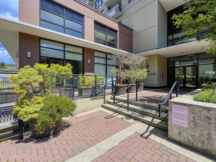 1107-1 Renaissance Square, New Westminster, BC, V3M 0B6 - 19