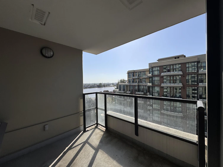 1107-1 Renaissance Square, New Westminster, BC, V3M 0B6 - 14