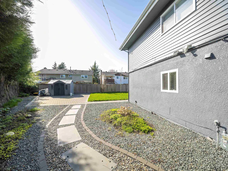 9031 Glenbrook Court, Richmond, BC, V7A 2T1 - 27