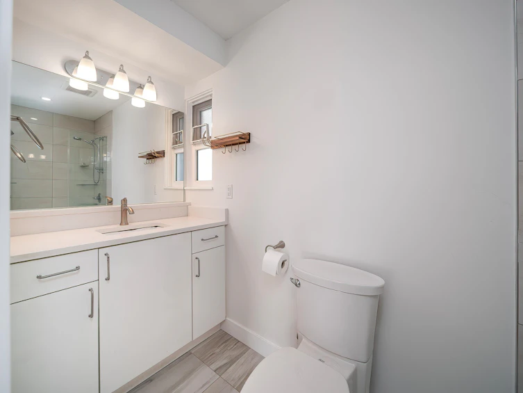 9031 Glenbrook Court, Richmond, BC, V7A 2T1 - 22
