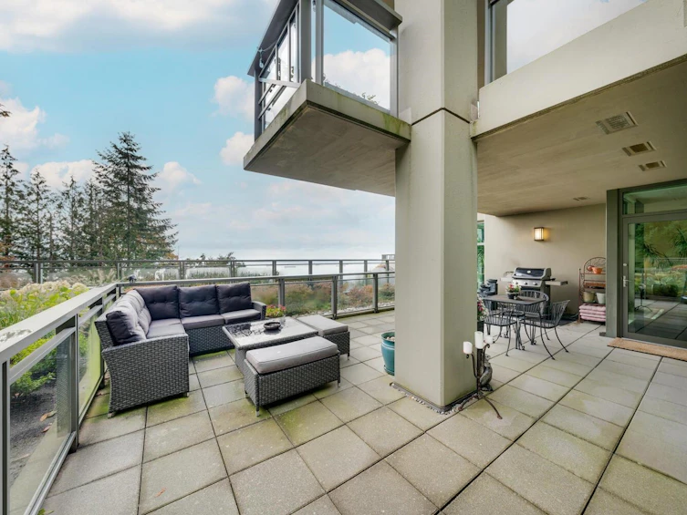 301-3315 Cypress Place, West Vancouver, BC, V7S 3J7 - 9