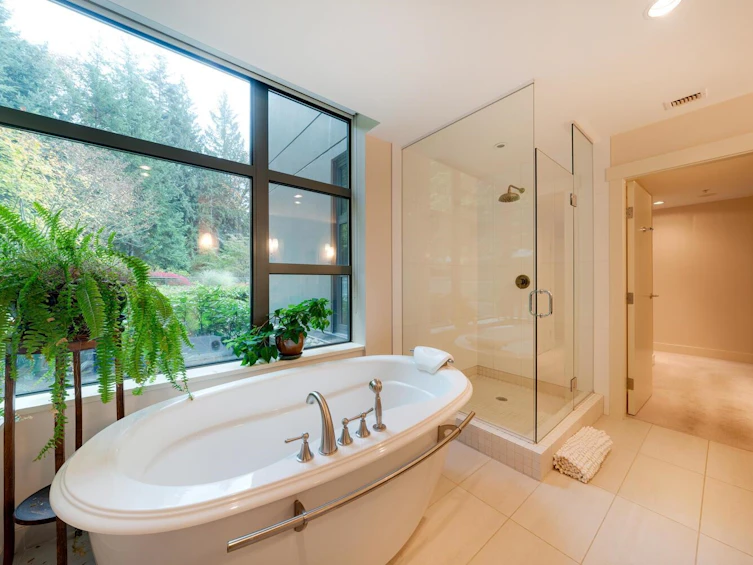 301-3315 Cypress Place, West Vancouver, BC, V7S 3J7 - 15