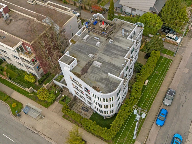 101-3505 W Broadway, Vancouver, BC, V6R 2B5 - 27