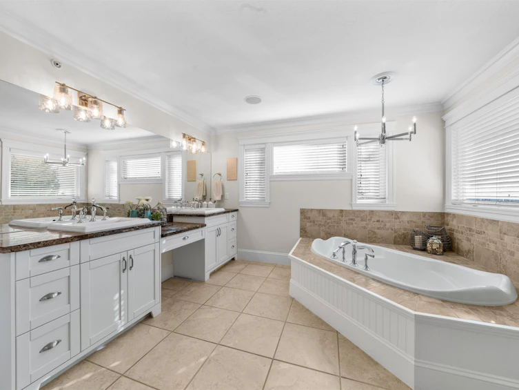 24760 102a Avenue, Maple Ridge, BC, V2W 0A1 - 22