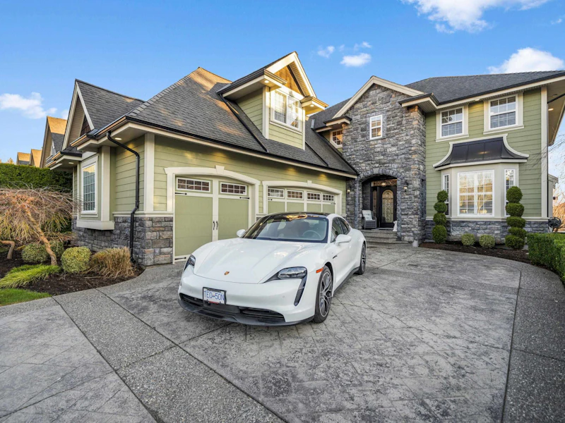 24760 102a Avenue, Maple Ridge BC V2W 0A1