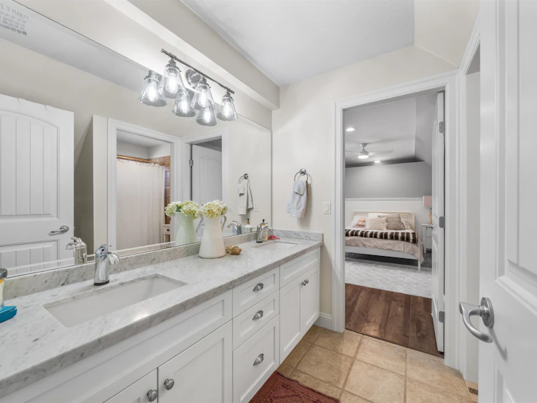 24760 102a Avenue, Maple Ridge, BC, V2W 0A1 - 29