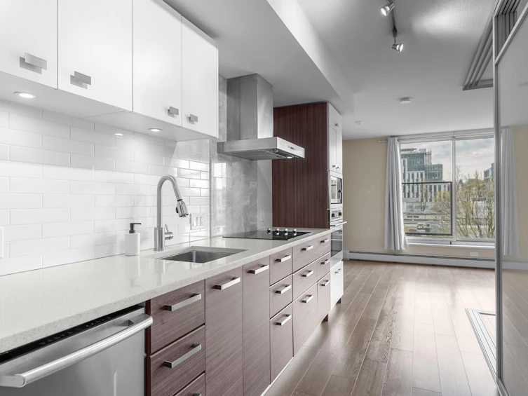 511-1783 Manitoba Street, Vancouver, BC, V5Y 0K1 - 7