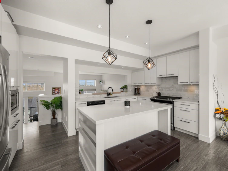 40-14057 60a Avenue, Surrey, BC, V3X 0J2 - 14