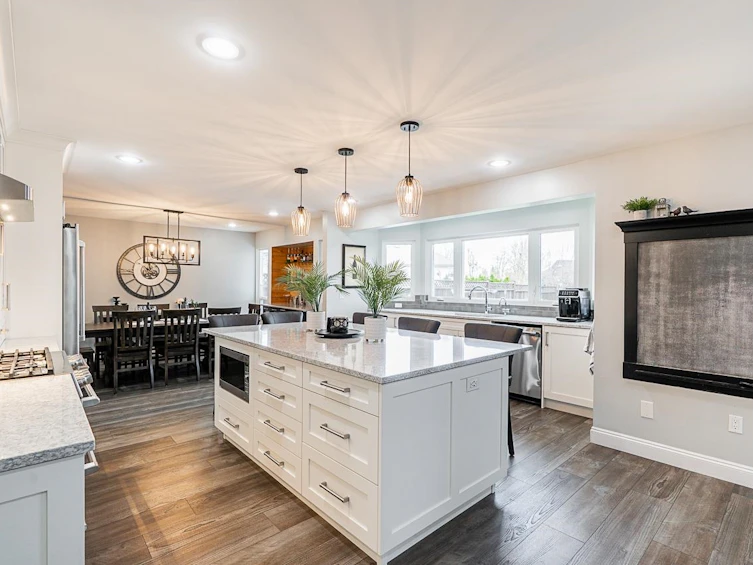 5682 186a Street, Surrey, BC, V3S 7N2 - 3