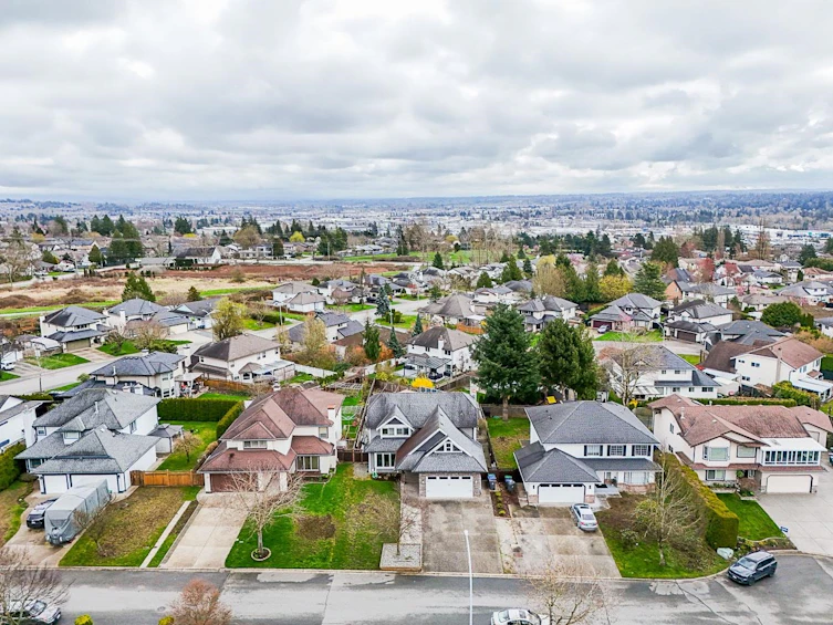 5682 186a Street, Surrey, BC, V3S 7N2 - 29